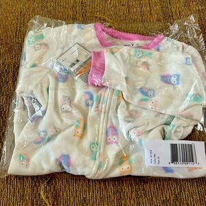 New unopened Carters 2t footie pajamas